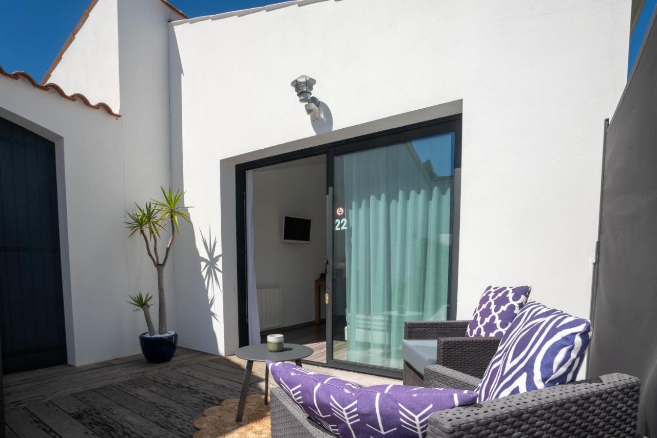 Hotel Le Square Saint-Pierre-d'Oleron Exteriör bild
